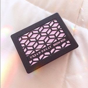 Urban decay brow box kit